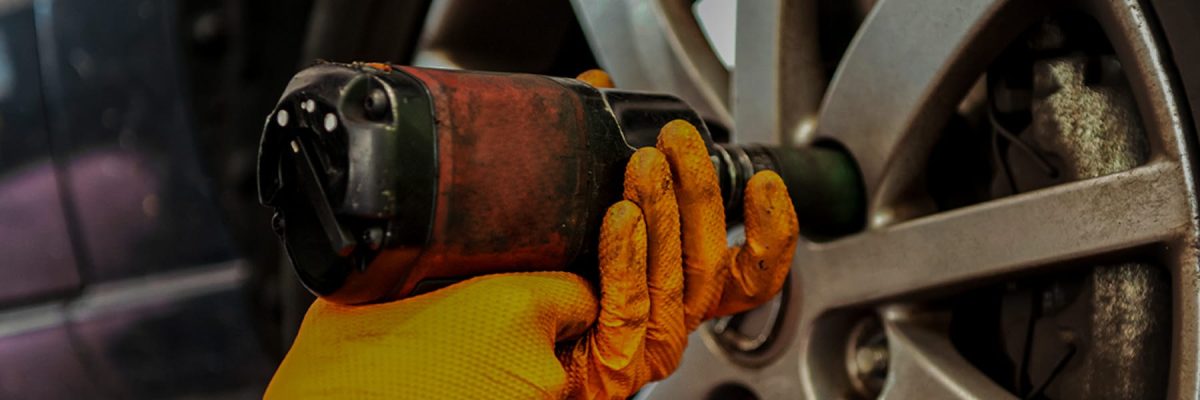 االطارات والعجالت